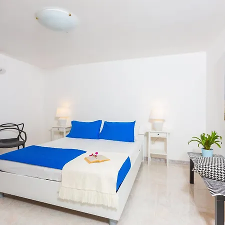 Casa Lantana Con Piscina Appartamento *