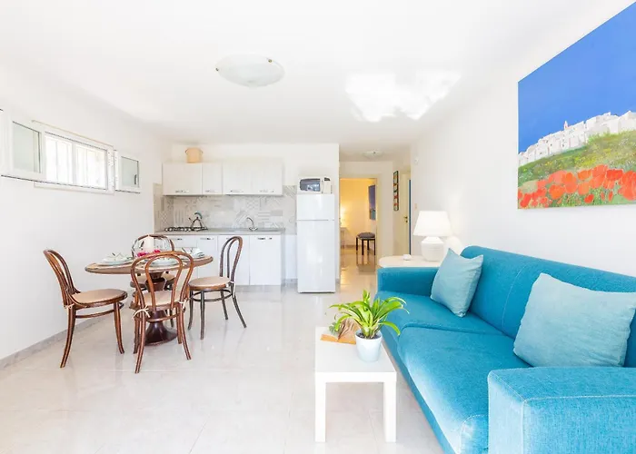 Casa Lantana Con Piscina Ostuni